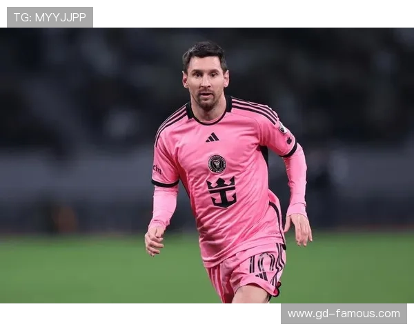 南美足球历史五十大球星盘点 从马拉多纳到梅西的传奇旅程 南美足球历史五十大球星盘点 从马拉多纳到梅西的传奇旅程